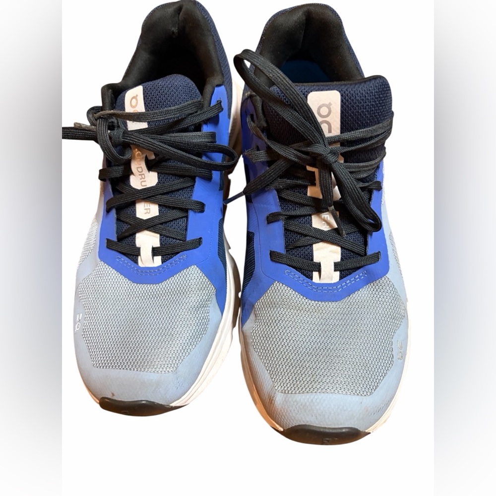 On Cloud Blue and Gray Athletic Sneakers
